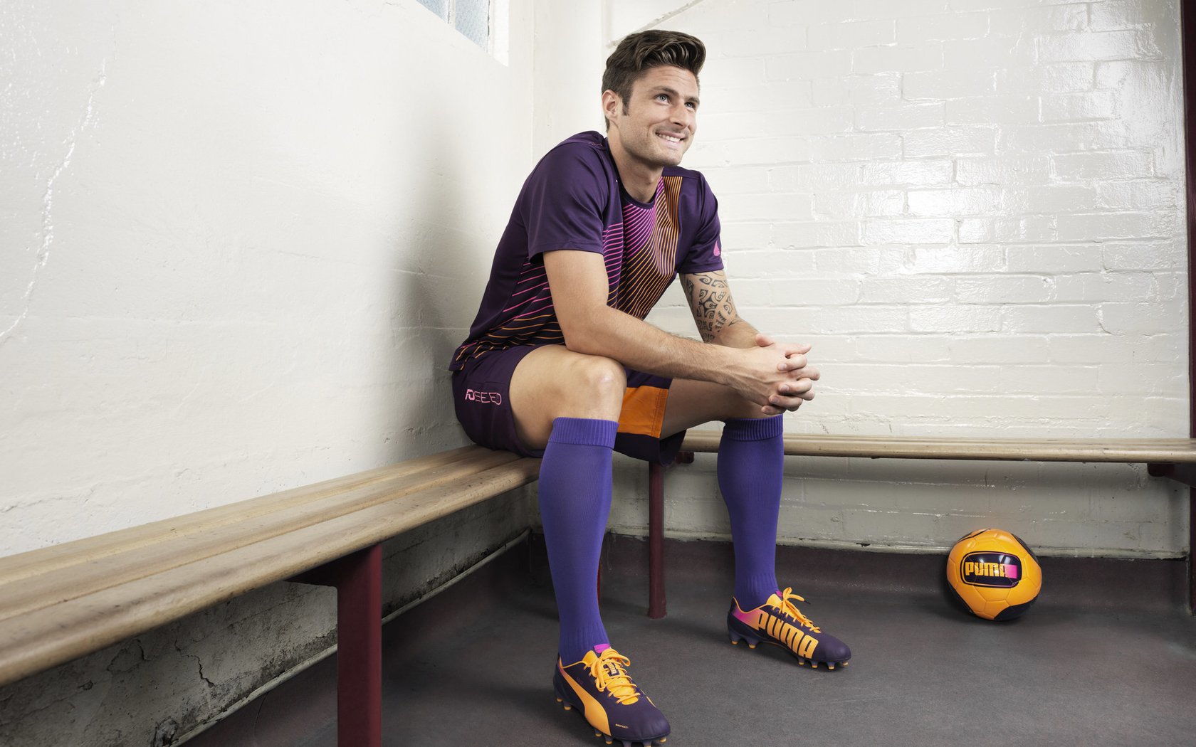 南美狂想曲与蔚蓝海岸的变奏，当乌拉圭铁血遇上尼斯星光，奥斯梅恩末节接管比赛